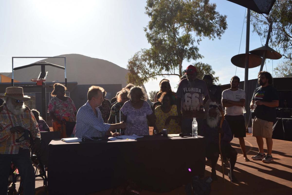 Mutitjulu township lease signing ceremony 16 March 2017 Mutitjulu township lease signing ceremony 16 March 2017