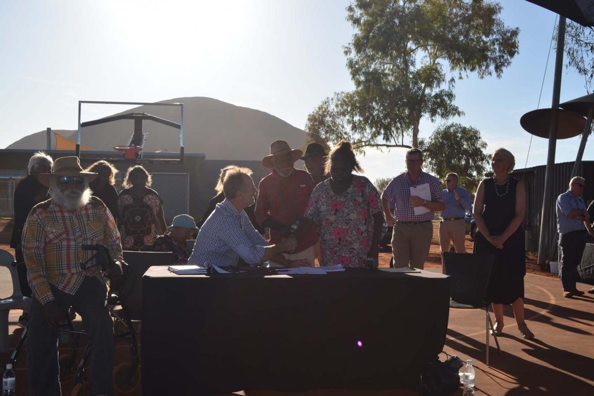 Mutitjulu township lease signing ceremony 16 March 2017 Mutitjulu township lease signing ceremony 16 March 2017